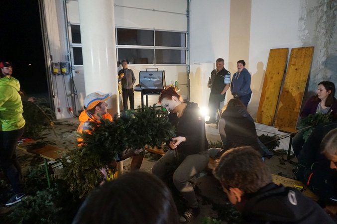 Maibaum Kranzbinden_27.04.18